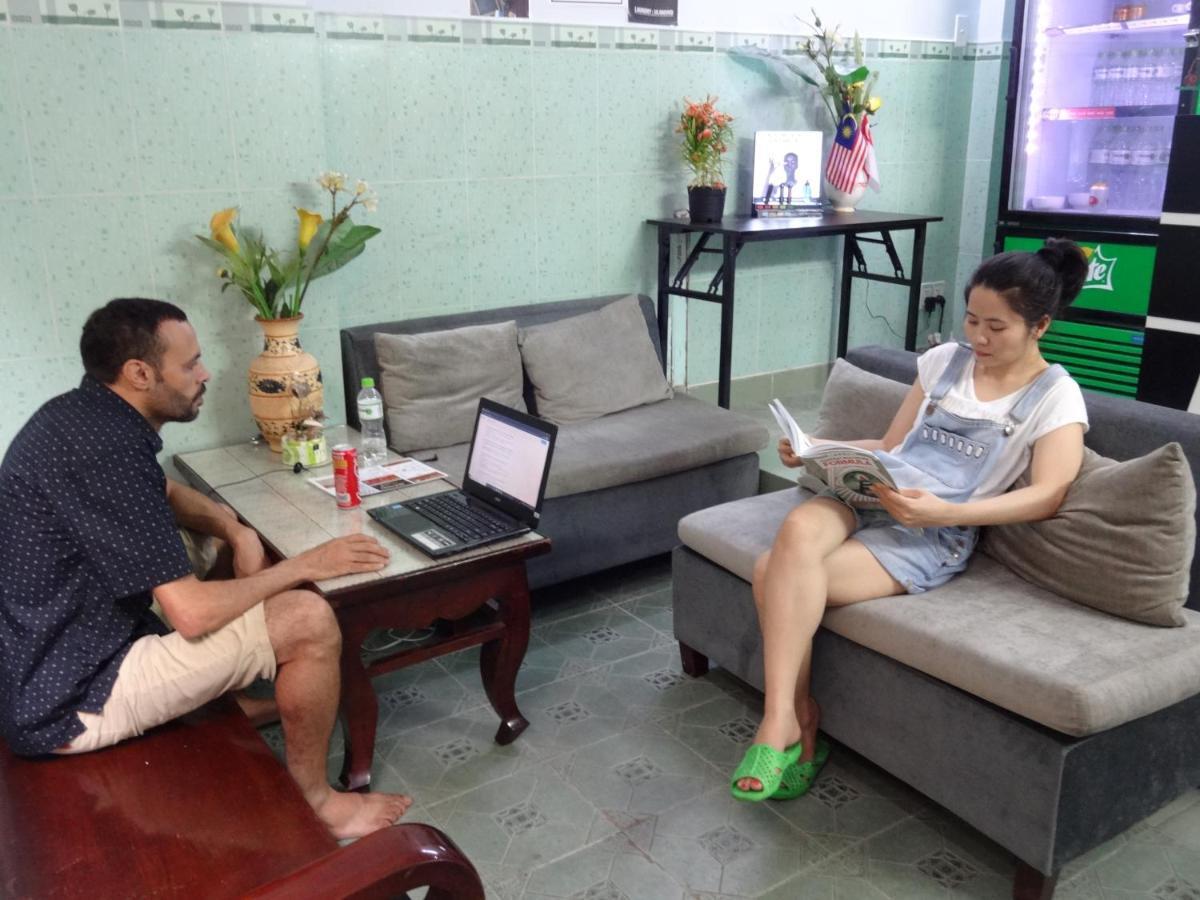 Language Exchange Hostel 2 Thành Pho Ho Chí Minh Esterno foto
