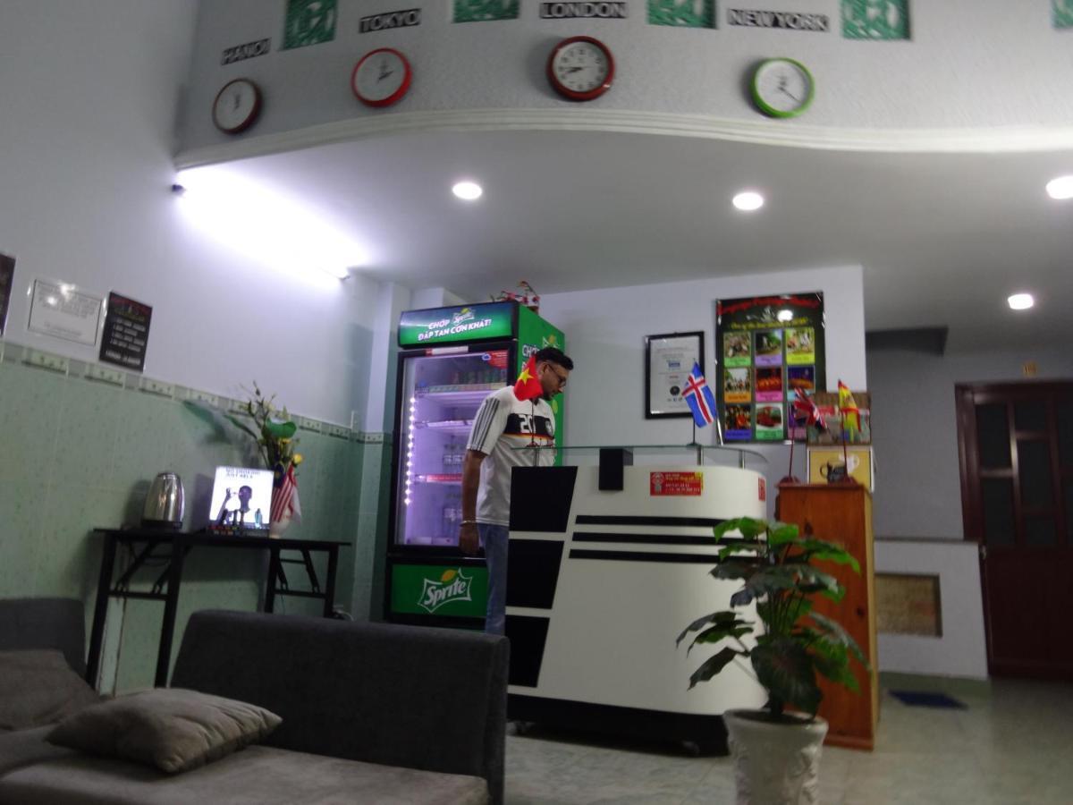 Language Exchange Hostel 2 Thành Pho Ho Chí Minh Esterno foto